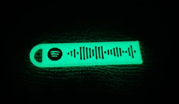 3D printed custom spotify song keychain - Image 5